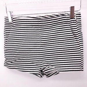 NWT Size 6 H&M Divided Shorts Striped Black White